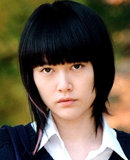 Rinko Kikuchi in Babel - The 30 Best Hairstyles in Movie History | InStyle.com Hairstyles From Movies, Rinko Kikuchi, Blonde Underneath, Hair Movie, Bombshell Hair, Ali Macgraw, Color Streaks, The Royal Tenenbaums, Foxy Brown