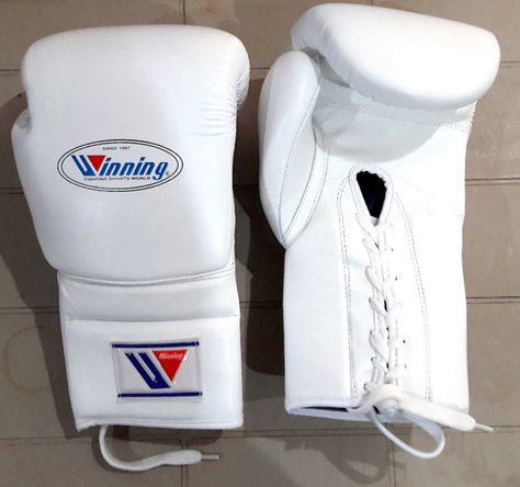 Boxing Gloves Aesthetic, Adidas Boxing Gloves, White Boxing Gloves, Grant Boxing Gloves, Winning Boxing, Gloves Aesthetic, Muay Thai Gloves, Gloves Boxing, Boxing Images