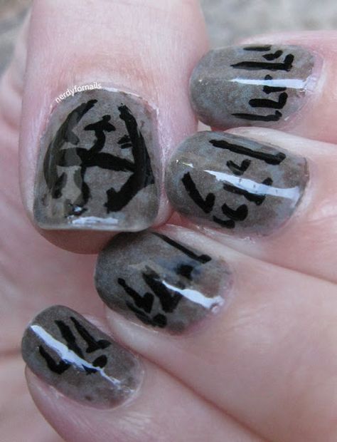 Skyrim Nails, Skyrim Nail Art, Ebony Mail Skyrim, Skyrim Merch, Skyrim Whiterun Art, Odahviing Skyrim, Skyrim, Painting Techniques, Nail Art