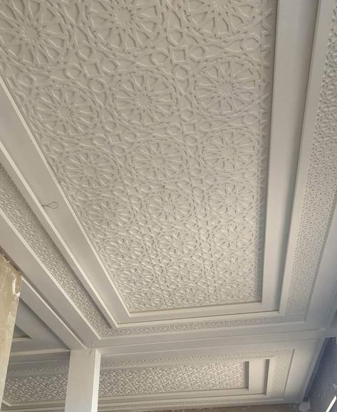 Arabic Ceiling Design, Arabic Seating, Lobby Ceiling, Down Ceiling Design, Design Sheet, House Wall Design, Classic House Exterior, Ceiling Ideas, Resort Design