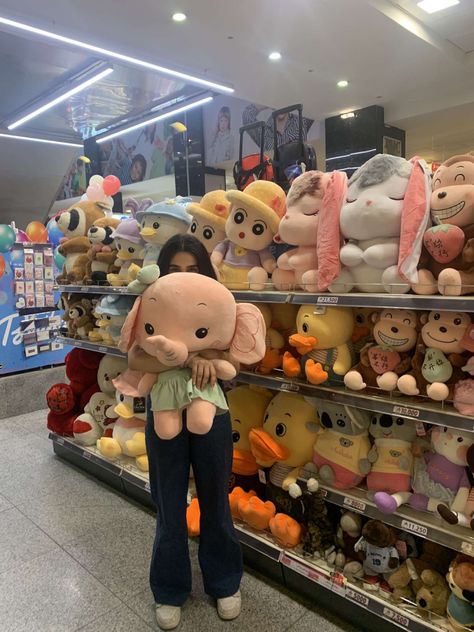 Selfies With Plushies, Pose With Plushie, Person Holding Plushie, Bat Vtuber, Teddy Games, Pallid Bat, Fake Gifts, Relationship Aesthetic, Cute Captions