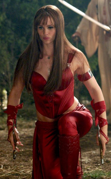 N°13 - Jennifer Garner as Elektra Natchios - Elektra by Rob Bowman (2004) Elektra 2005, Jennifer Garner Elektra, Marvel Elektra, Elizabeth Berkley, Elektra Natchios, Photo Star, Milla Jovovich, Marvel Girls, Marvel Women