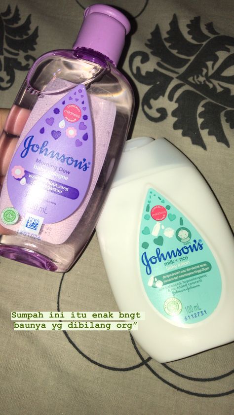 The bestttt pokoknya ni wanginya tahan lama klo pakek kedua”a❤️❤️ Parfum Bayi Tahan Lama, Johnson Shampoo, Recommended Skin Care Products, Beautiful Skin Care, Healthy Skin Tips, Baby Lotion, Morning Dew, Baby Skin Care, Health Skin Care