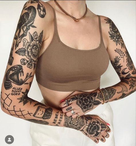 Traditional Tattoo Love, Traditional Tattoo Arm, Arm Cover Up Tattoos, Cover Up Tattoos For Women, Traditional Black Tattoo, Princess Tattoo, Traditional Tattoo Sleeve, Traditional Tattoo Art, Vibes Art