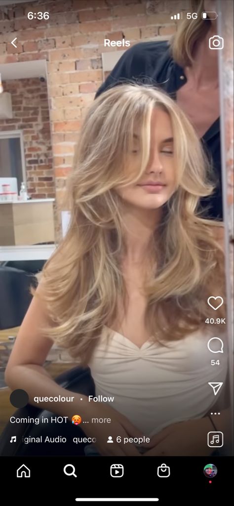 Blonde Light Brown Hair, Haircut Selfie, Photo Hijab, Cute Hairstyle, Hairstyles For Layered Hair, Hijab Girl, Tone Hair, Long Layers, Hair Inspo Color