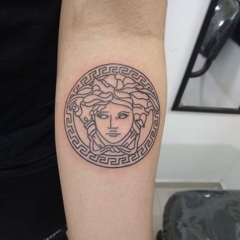 Versace Tattoo, Stick Poke Tattoo, Explore Tattoo, Medusa Tattoo, Shoulder Tattoos For Women, Poke Tattoo, Stick And Poke, Tattoo Models, Couple Tattoos