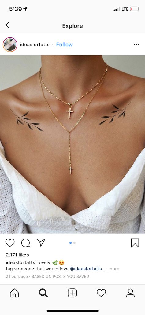 Hand Tattoos For Women, Colored Acrylic Nails, Sternum Tattoo, Collar Bone Tattoo, Collar Bone, Badass Tattoos, Time Tattoos, Dope Tattoos, Henna Art