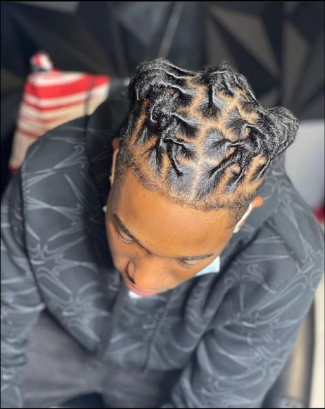 Fade Locs Men, Short Loc Style For Men, Mens Barrel Twist, Braid Loc Styles Men, Updo Dreadlock Styles For Men, Dreadlock Barrel Twist Men, Barrel Twist Locs Men Short, 3 Barrel Twist Dreads Men, Short Loc Styles For Men With Fade