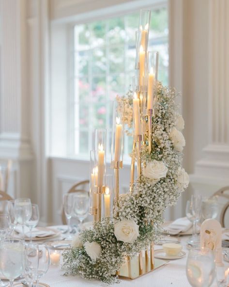 Wedding Table Deco, Tall Wedding Centerpieces, Candle Wedding Centerpieces, Summer Garden Wedding, Candle Wedding Decor, Tall Centerpieces, Venue Decorations, Wedding Venue Decorations, Gardens Wedding