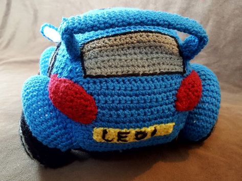 Crochet a Race Car With a Free Pattern from Hooks and Dragons | KnitHacker Crochet Race Car, Monkey Backpack, Backpack Crochet, Crochet Toys Free Patterns, Crochet Basket Pattern Free, Knit Bag, Crochet Car, Crochet Backpack, Crochet Bunny Pattern