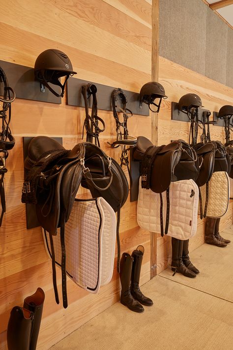 Tour a Private Dressage Facility in the Cascade Mountains - STABLE STYLE Saddle Room Ideas, Aesthetic Tack Room, Organized Tack Room, Fancy Tack Room, Equestrian Tack Room, Tack Room Layout, Horse Stables Ideas, Horse Barn Organization Ideas, Barn Tack Room Ideas