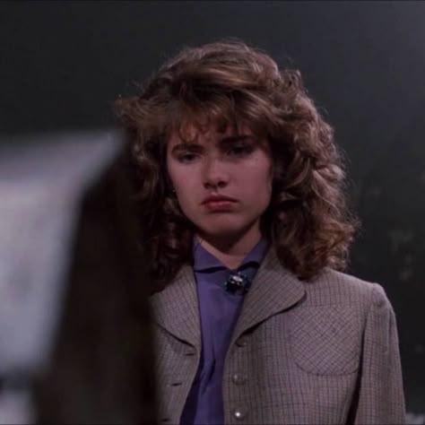 Heather Langenkamp 80s, Heather Langenkamp, Roxy Wolf, 80s Haircuts, Wolf Cosplay, 1980s Aesthetic, Slasher Film, A Nightmare On Elm Street, Nightmare On Elm Street