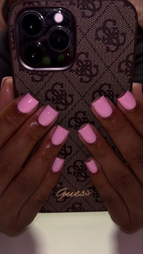 Cute Nails No Design, Short Classic Acrylic Nails, Pink Nails No Acrylic, Short Natural Color Nails, All Color Nails, Short Acrylic Nails 1 Color, Nails Just Color, Short Classy Summer Nails, Athletic Length Nails