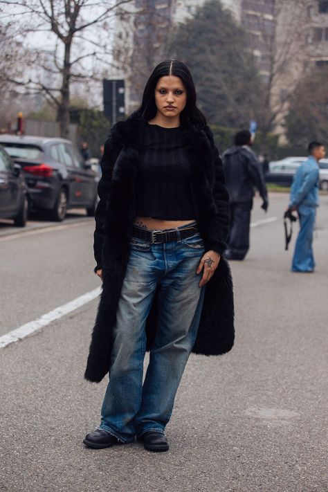 Off Duty Model Aesthetic Winter, Model Off Duty Outfits Winter, Gabriette Street Style, Gabriette Fashion, Off Duty Style, Model Of Duty Outfits, Pub Outfit Night Winter, Gabriette Style, Gabriette Outfits