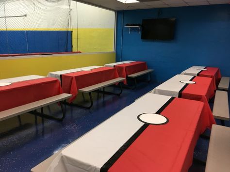 DIY Pokemon Tablecloth – Head to the Dollar Store and make this for under $3! Are you a fan of Pokemon Go? Take a look at these Pokemon Party Ideas for the biggest fan in your home on Frugal Coupon Living.... gotta catch them all! Boy party ideas. Party Table Cloth Ideas, Pokemon Table, Pokemon Birthday Ideas, Pokemon Birthday Party Ideas, Pokemon Party Favors, Table Cloth Ideas, Pokemon Party Decorations, Pokemon Party Ideas, Pikachu Party