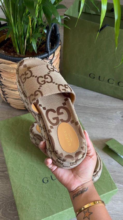 Gucci Platform Slides, Gucci Platform Sandals, Platform Slide Sandals, Gucci Platform, Gucci Sandals, Trendy Shoes Sneakers, Shoes Outfit Fashion, Shoes Trendy, Fresh Shoes