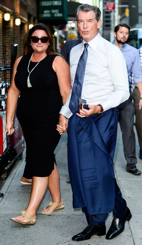 Pierce Brosnan and Longtime Wife Keely Shaye Smith Hold Hands on Way to <em>The Late Show</em> Keely Shaye Smith, Keely Shaye, James Bond Actors, Big Calves, Royal Blue Suit, Hold Hands, Trip Essentials, Denise Richards, Pierce Brosnan