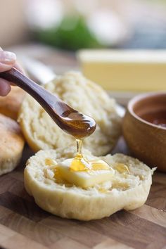 Greek Yogurt Biscuits, Yogurt Biscuits, Basil Tofu, Crockpot Vegan, Yogurt Greek, Cocoa Fruit, Meals Vegan, Healthy Greek Yogurt, Vegan Raw