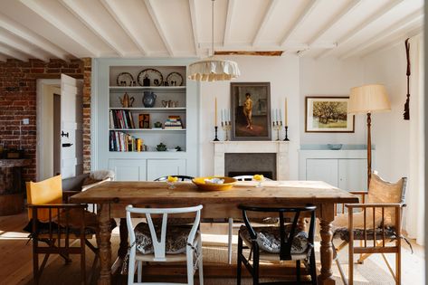 A Home with a History: in the second-hand spirit of things in East Sussex Beautiful Dresser, Life Kitchen, Bag Business, Art Students, Marble Fireplaces, Oak Table, East Sussex, Front Room, Country Kitchen