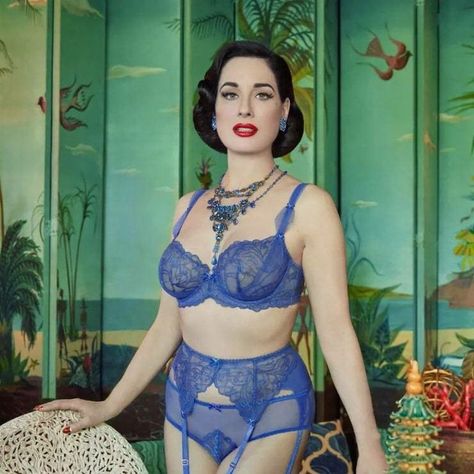 Dita Von Teese Lingerie, Blue Lace Bra, Plus Size Tights, Retro Lingerie, Lace Underwire, Dita Von, Fredericks Of Hollywood, Dita Von Teese, Old Hollywood Glamour