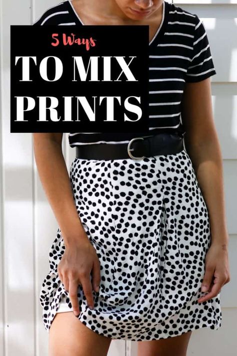 how to mix prints: Stripes & floral is a no-fail classic combo Different prints can go together when one is large and the other small. Just look for the same color family Leopard print is treated as a neutral and base Polka dots & stripes always work too How To Mix Prints Outfits, Mixing Prints Outfit, Print Mixing Outfit, Mixing Fabrics Patterns, Mixing Patterns Fashion, Prints Outfit, Pattern Mixing Outfits, Mixed Prints Outfit, Mixing Prints Fashion