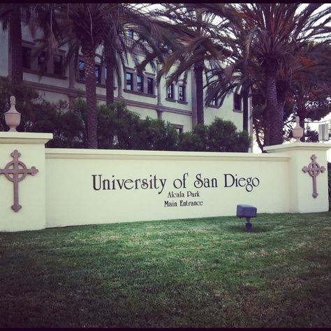 University of San Diego University Of San Diego Aesthetic, San Diego University Aesthetic, Collages Aesthetic, Loyola Marymount University, University Of San Diego, Semester Abroad, School List, College Board, College Stuff