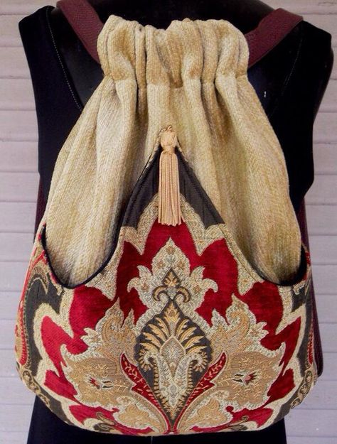 Tapestry Backpack, Black Pinterest, Boho Backpack, Gold Tapestry, Sacs Tote Bags, Bohemian Tapestry, Tapestry Bag, Spring Jewelry, Boho Bags