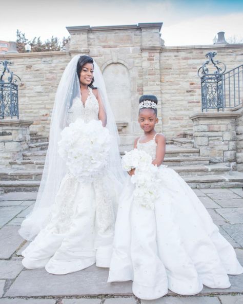 We're obsessed with this "mini bride". There is no better way to play dress up! from Essence.com Mini Bride, Backyard Wedding Dresses, African American Weddings, Black Bridesmaids, Black Bride, American Wedding, Wedding Moments, Beautiful Wedding Dresses, Black Wedding