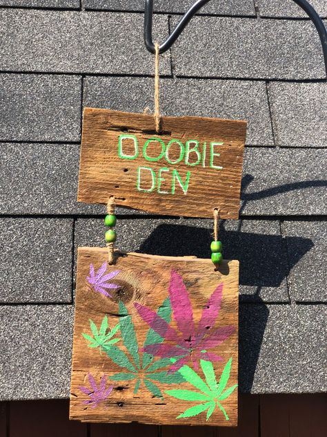 Handmade Repurposed Old Barn Wood Sign doobie Den. - Etsy Doobie Den, Old Barn Wood, Barn Wood Signs, Unique Housewarming Gifts, Space Ideas, Old Barn, Charcuterie Boards, Office Bedroom, Vintage Postcards