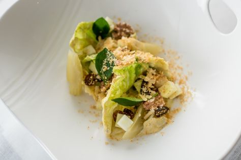 Graham Campbell serves up a modern take on a Waldorf salad recipe, using dehydrated grapes and Parmesan to add textural interest to this classic dish. Dehydrated Grapes, Salad Gourmet, Pickled Celery, Waldorf Salad Recipe, Cook Quinoa, Chef Salad, Waldorf Salad, Great British Chefs, Toasted Walnuts