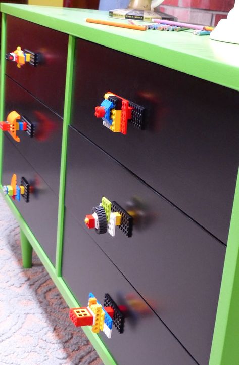 Lego Boys Bedroom Ideas, Lego Dresser, Lego Bedroom Decor, Lego Bedroom Ideas, Lego Home Decor, Lego Corner, Lego Home, Lego Decor, Lego Gears