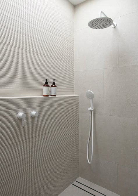 Shower Niche vs Shower Shelf — What's Really Best? — Zephyr + Stone Ribbed Tile, Ceiling Mounted Shower Head, Ensuite Design, Bathroom Niche, Patterned Tile, Shower Shelf, Stone Bathroom, Home Design Diy, Bad Inspiration