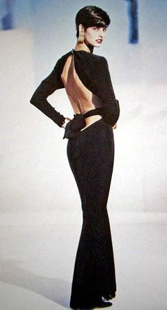 Black Elegance, Linda Evangelista, Couture Mode, Claudia Schiffer, Cindy Crawford, Naomi Campbell, Gorgeous Gowns, Kate Moss, Mode Vintage