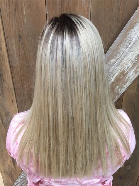 A little after. Grown out roots turned into a deeper darker shadow root and just freshened up that blonde 😍 #davinesformula shadow root is 6.0 10 volume 1:1.5 for 35 minutes blonde was refreshed by toning it with 10.01/10.12 equal parts with 5 volume 1:2 for 15 minutes #donewithdavines #merakisalonandbarber #tiffinohio #senecacounty #blondehairdontcare #shadowroot #modernsalon #americansalon #hairbrained #blondeismyfavorite #nofilter Hair Grown Out Roots, Blonde Hair Grown Out Roots, Blonde Grown Out Roots, Grown Out Roots, Blonde Hair With Roots, Bleach Blonde Hair, Shadow Root, Hair Brained, Bleach Blonde