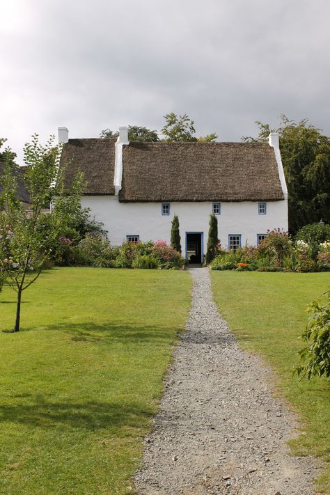 Irish Kitchen, Transport Museum, Northern Irish, Pretty Places, Belfast, Northern Ireland, Life Goals, House Exterior, Kitchens