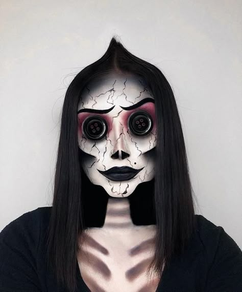 50 Halloween makeup ideas you will love | Cuded Fantasy Make-up, Halloween Makeup Clown, Halloween Make-up Looks, Halloweenský Makeup, Horror Make-up, Creepy Halloween Makeup, Halloween Makeup Diy, Cool Halloween Makeup, Face Paint Makeup