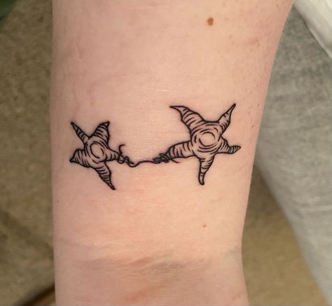 Tattoo i got of my drawing of the connected stars Matching Stars Tattoo, Couple Star Tattoos, Star Tattoo Matching, Connected Stars Tattoo, Everything Is Connected Tattoo, Star Friendship Tattoos, Stars Tattoo, Star Tattoo, Star Tattoos