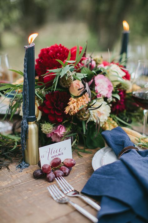 Autumn Vineyard Inspiration - navy, black, red and gold Navy Blue Red Wedding, Tapas Wedding, Mulberry Wedding, November Wedding Colors, Red Pantone, Navy Wedding Colors, Navy Wedding Flowers, Flowers And Candles, Wedding Color Combos