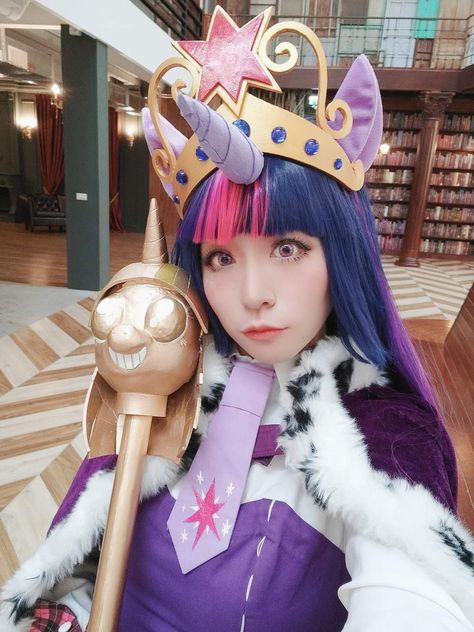 Twighlight Sparkle Cosplay, Twilight Sparkle Cosplay, Sparkle Cosplay, Mlp Party, Mlp Cosplay, Cartoon Costume, Manifest Board, Best Wife Ever, Mlp Twilight