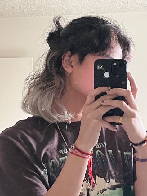 Middle part half blonde half black hair half dyed hair subtle mullet silver half up half down bun Man Bun Dyed Hair, Half Blonde Half Black Hair, Subtle Mullet, Half Up Half Down Bun, Down Bun, Black Hair Bun, Half Dyed Hair, Half Up Bun, Dyed Hair Men