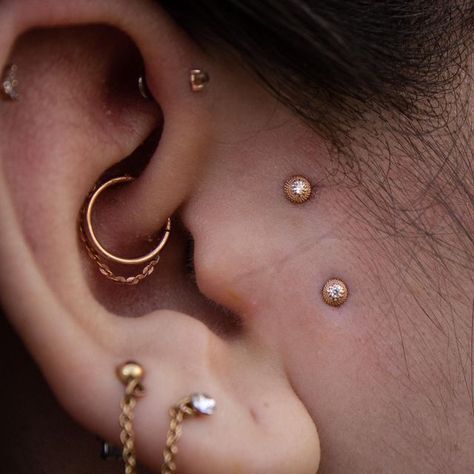 Sideburn Piercing, Piercing Surface, Surface Piercing, Body Piercings, Earings Piercings, Piercings, Tattoos, Gold, On Instagram