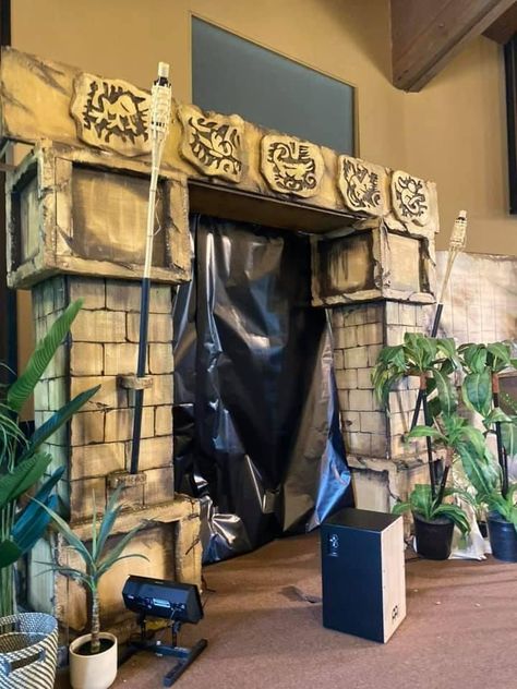 Jungle Theme Stage Decorations, Night At The Museum Decorations, Indiana Jones Theme Party, Indiana Jones Decor, Survivor Decorations, Egyptian Prom, Indiana Jones Halloween, Fête Jurassic Park, Treasured Vbs