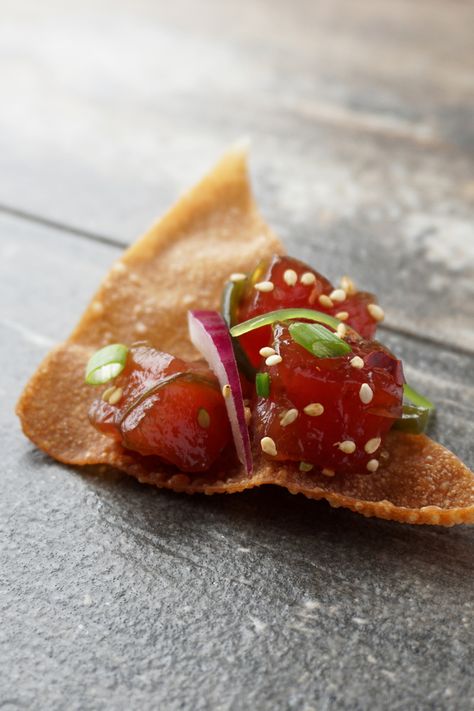 Ahi Poke & Wonton Crisps — Broke and Cooking Poke Tacos, Wonton Crisps, Tuna Nachos, Travel To Hawaii, Poke Bowl Recipe, Ahi Poke, Mini Hamburgers, Eating Less, Tuna Poke