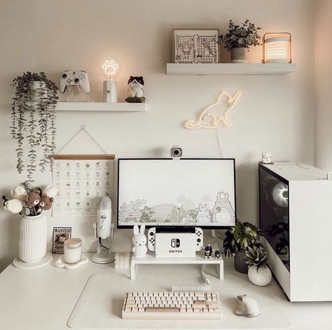 White Gaming Setup, Calm Workspace, Cool Gaming Rooms, White Desk Setup, Zen Desk, Gaming Setup Ideas, Beige Desks, White Computer Desk, Gaming Desk Setup