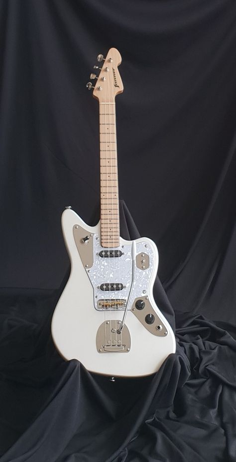 Ocelot Electric Ukulele in Pearl white with tremelo by Fanner Guitar Works. Electric Ukelele, Juniper Core, Electric Ukulele, Fender Jazzmaster, Guitar Designs, Ukelele, Guitar Design, Room Essentials, Electric Guitars