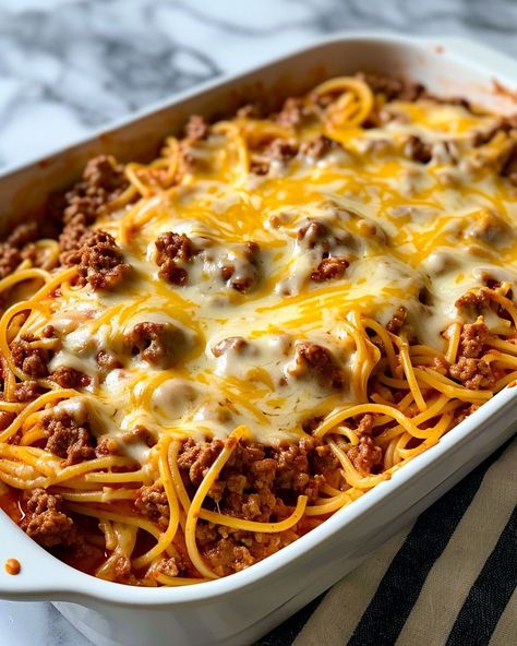 Million Dollar Spaghetti Casserole, Cooktop Cove, Spaghetti Casserole Recipe, Green Salad Dressing, Baked Spaghetti Casserole, Million Dollar Spaghetti, Comfort Casseroles, Spaghetti Casserole, Homemade Spaghetti