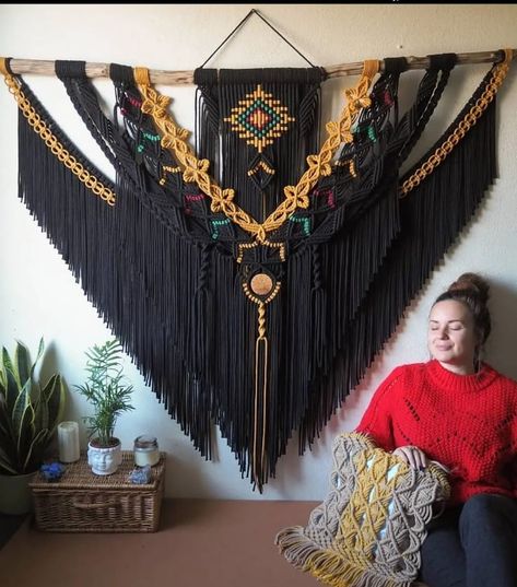 Macrame Over Couch, Western Macrame Wall Hanging, Native American Macrame, Southwest Macrame, Macrame Decor Ideas, Country Craft Ideas, Jute Macrame, Crochet Wall Hanging, Macrame Colar