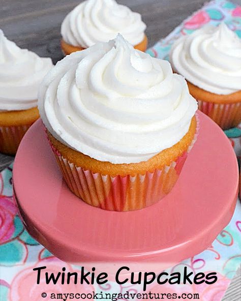 Twinkie Cupcakes Yellow Cupcakes Ideas, Cake Mix Cupcakes Doctored, Twinkie Cupcake Recipe, Twinkie Desserts Ideas, How To Make Twinkies, Easy Twinkie Dessert, Twinkie Cupcakes, Twinkie Desserts, Homemade Twinkies