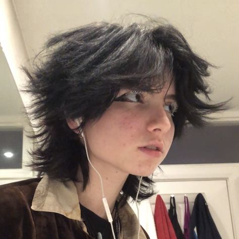 Grunge Haircut, Androgynous Hair, Short Grunge Hair, Emo Hair, Shot Hair Styles, Alternative Hair, Fluffy Hair, Mullet Hairstyle, Hair Reference