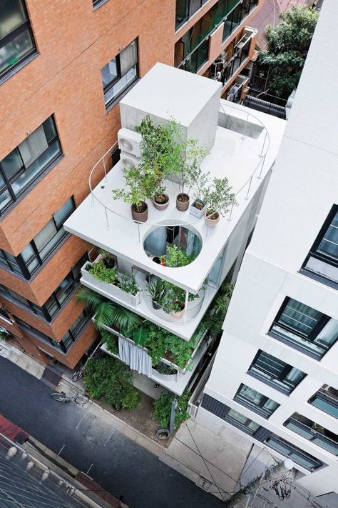 Garden and House, Tokyo |  Japan Residential Building Entrance, Green Building Architecture, Nakagin Capsule Tower, Atami, Japan Architecture, Architecture Concept Drawings, Green Architecture, Organic Architecture, Japanese Architecture